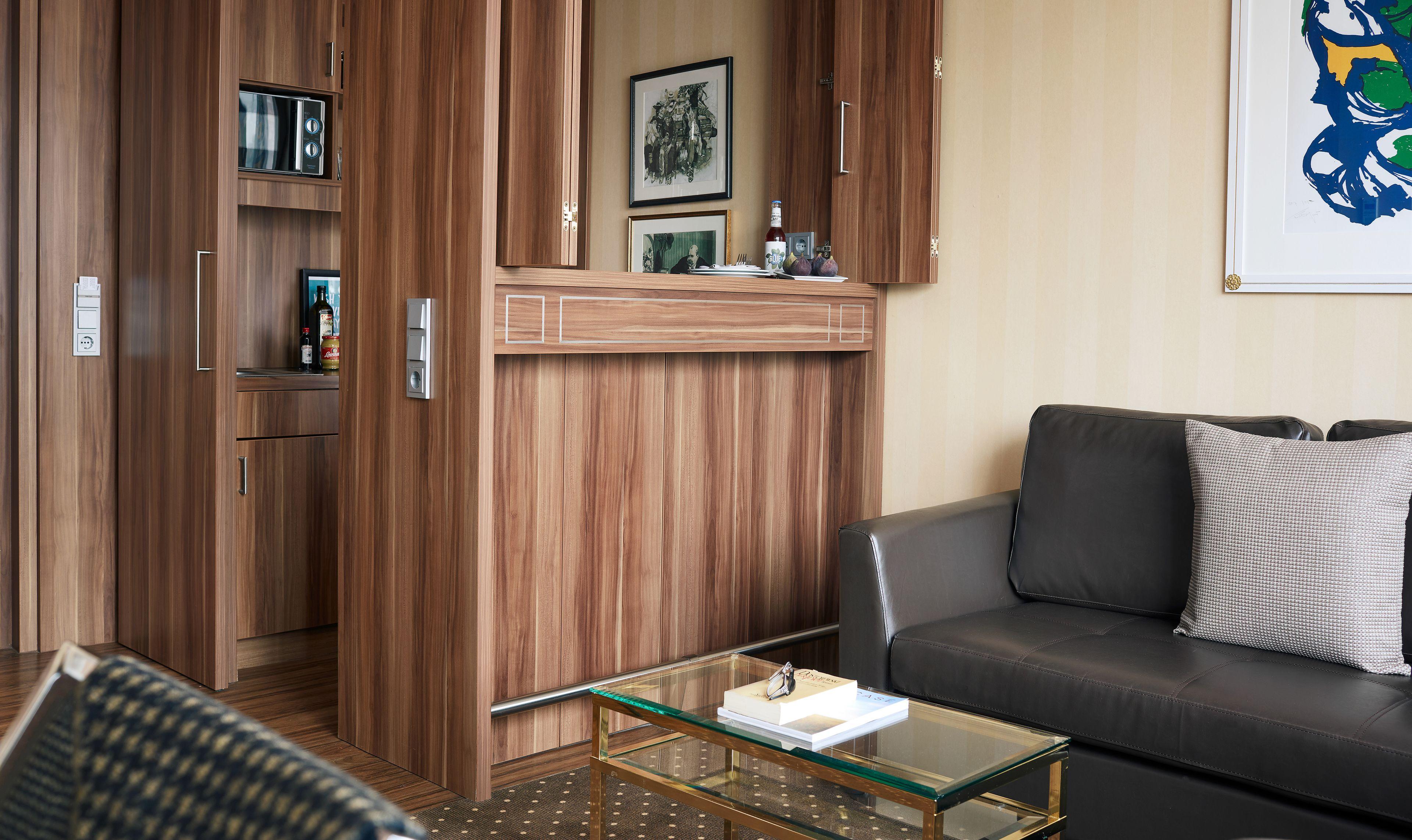 Living Hotel Duesseldorf — Photos 1